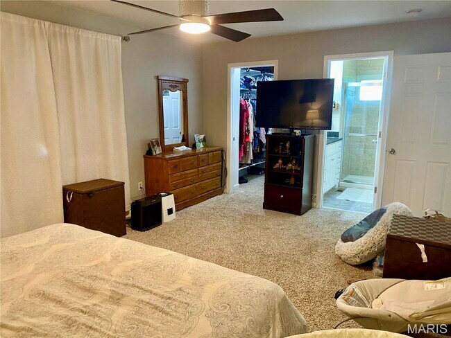 Building Photo - 9 Tree Hill Ct