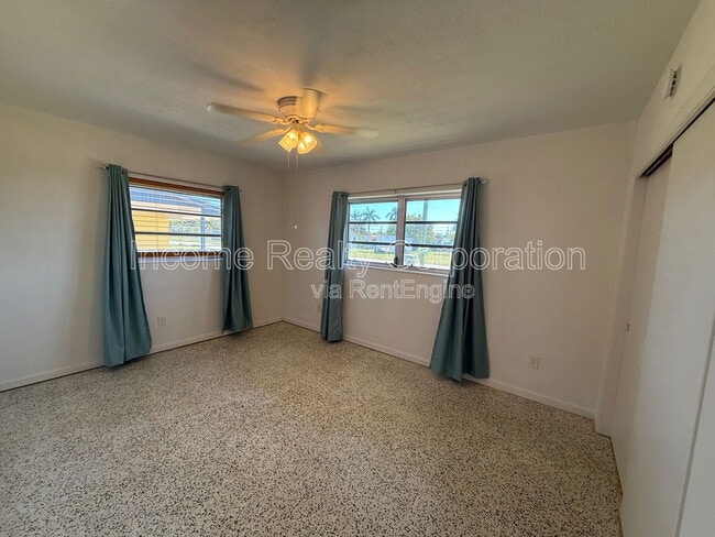 Building Photo - 671 NW 17th St