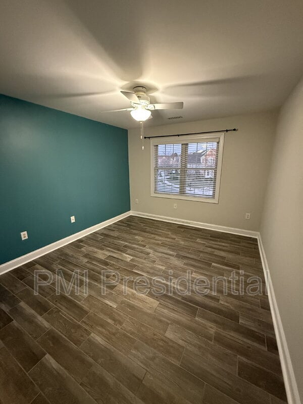 Building Photo - 14030 Wiley Cir