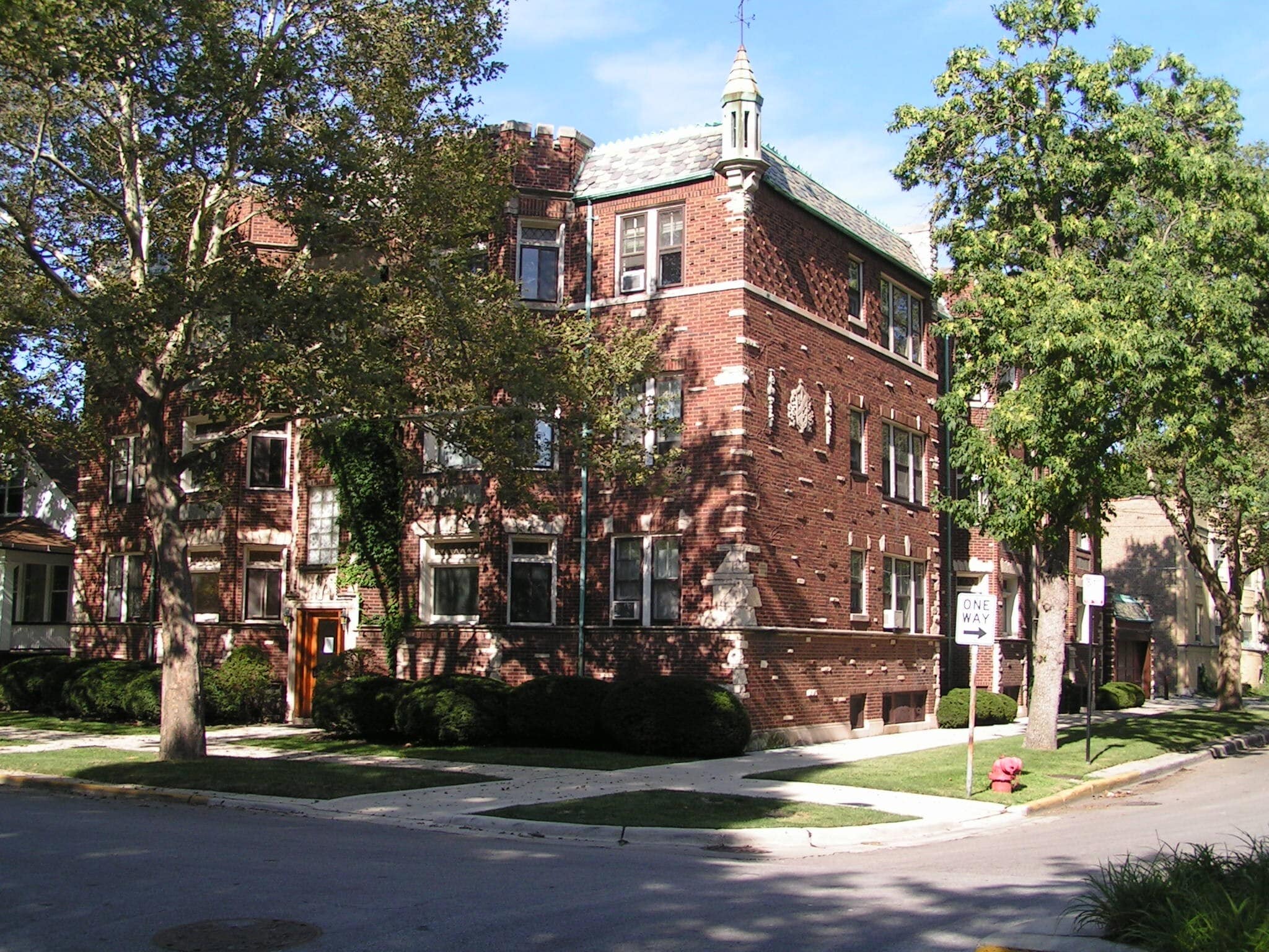 Building Photo - 5801 N Rockwell St