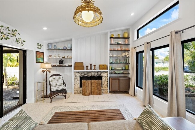 Primary Photo - 2918 Poplar St