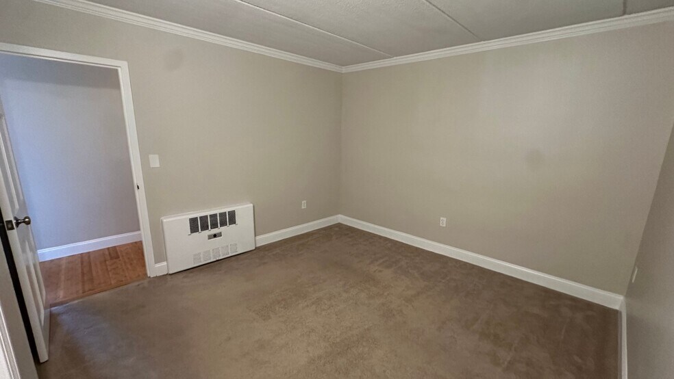 Building Photo - 200 Swanton St