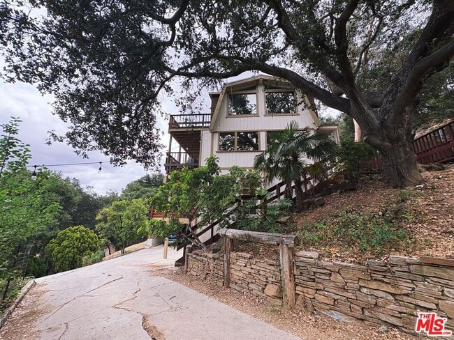 Building Photo - 22013 Alta Dr