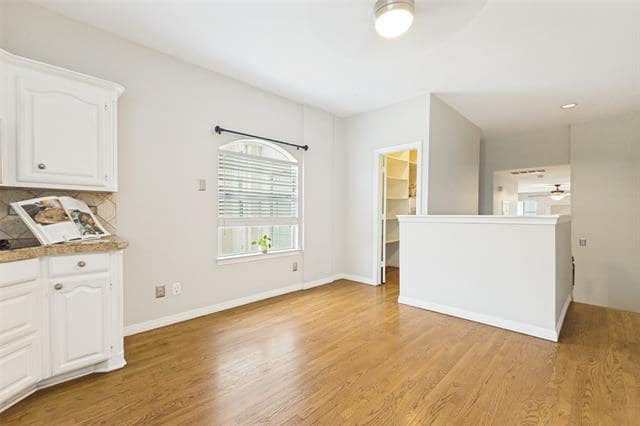Building Photo - 4020 Mediterranean St
