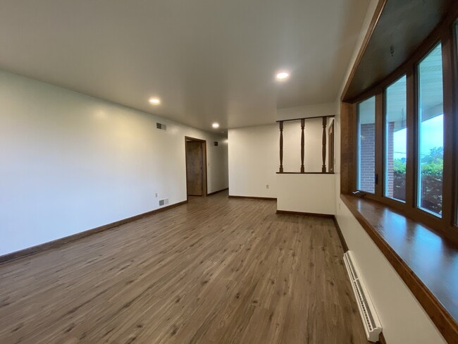 Building Photo - 2208 Forry Rd