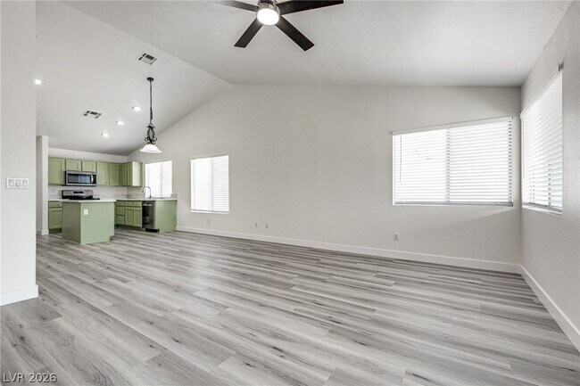 Building Photo - 7724 Rye Canyon Dr