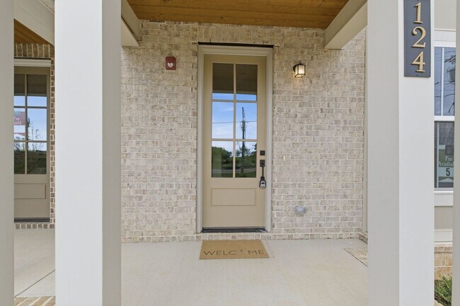 Building Photo - NOW AVAILABLE AT NEARWATER!!