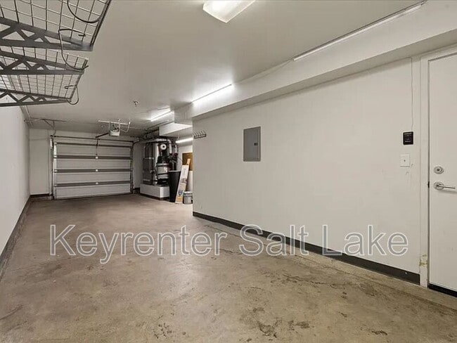 Building Photo - 15 E Kensington Ave