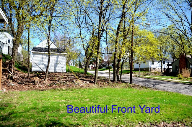 Front yard - 408 Montgomery Ave