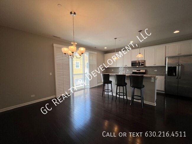 Building Photo - 54 Lakeview Pl