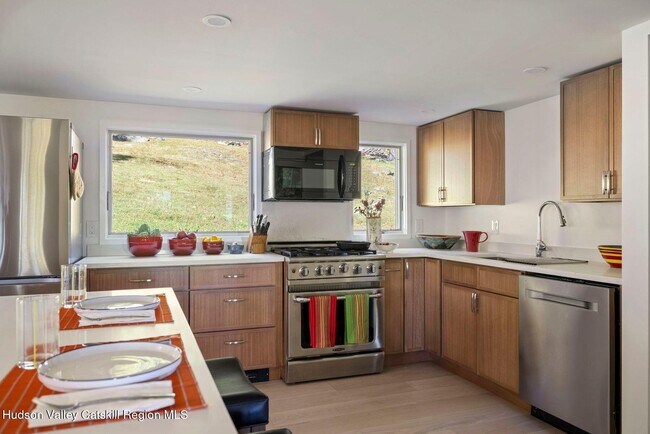 Building Photo - 114 Chase Rd