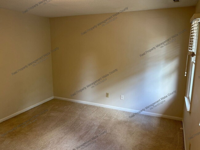 Building Photo - 5512 Hamstead Crossing