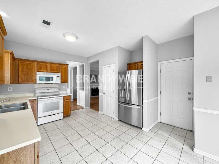 Building Photo - 4154 Whitney Pl NW