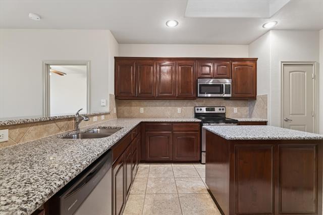 Building Photo - 13048 Palancar Dr