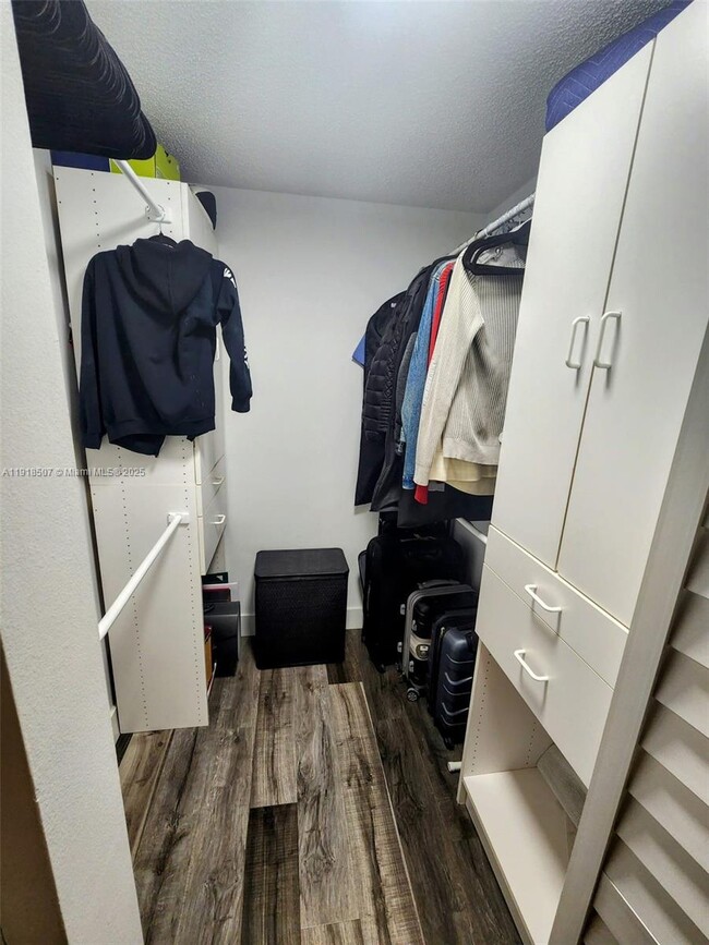 Building Photo - 1268 NW 52nd Way