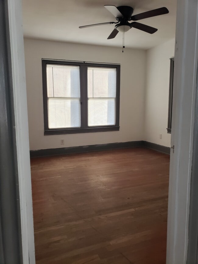 Building Photo - 1212 14th St