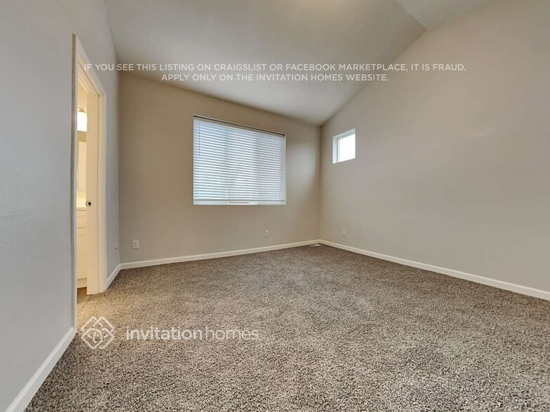 Building Photo - 3502 Keegan St NE