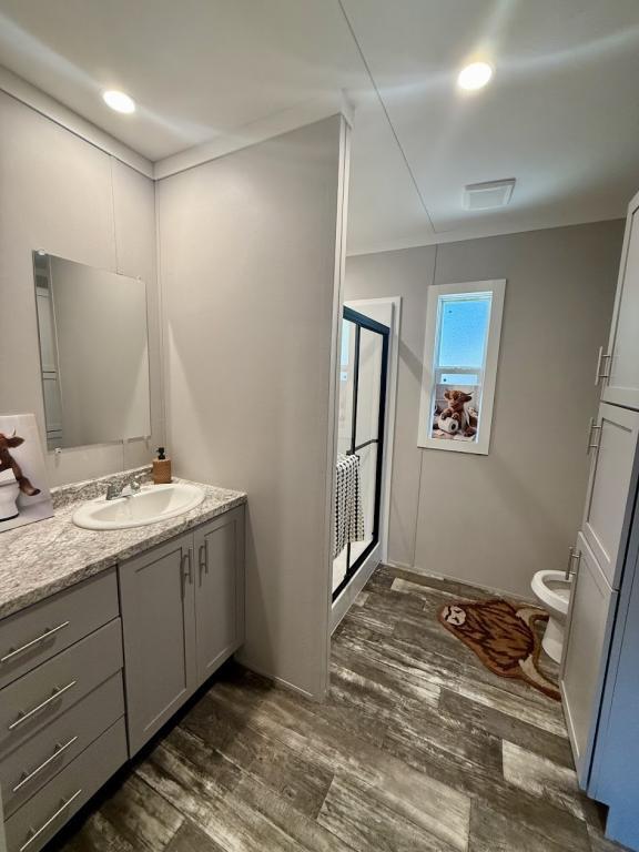 Building Photo - 1808 Sheila Dr