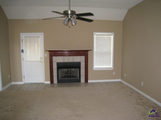 Building Photo - 101 Trevore Ct