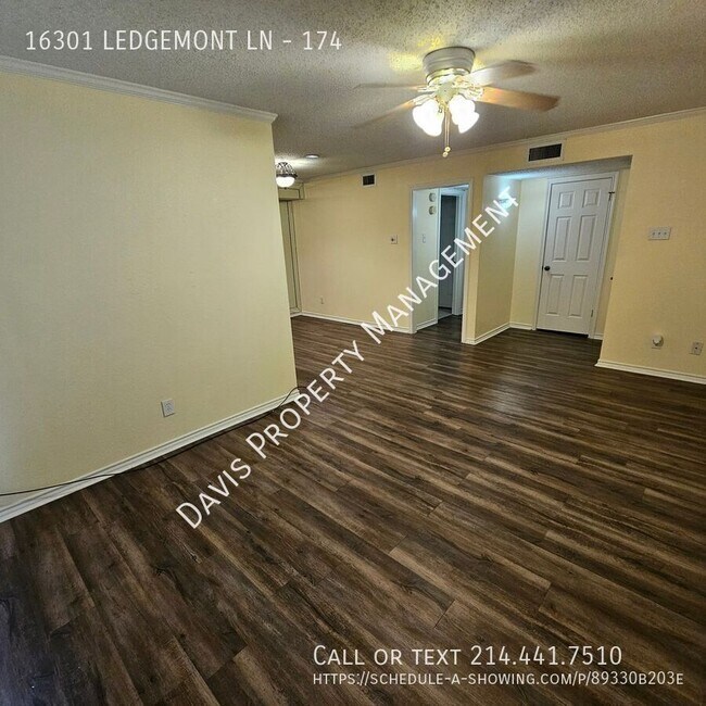 Building Photo - 16301 Ledgemont Ln