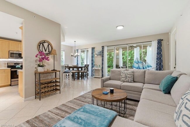 Building Photo - 10040 Valiant Ct