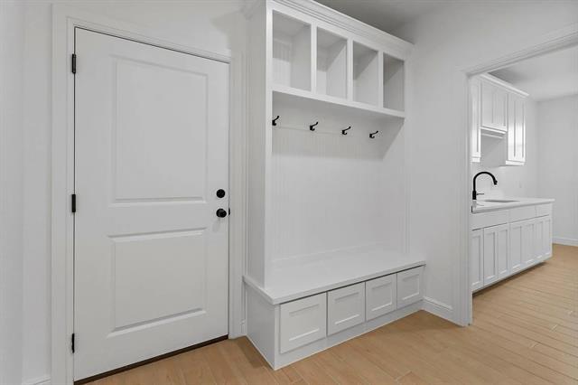 Building Photo - 420 Olde Towne Rd