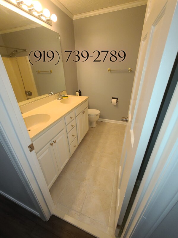 Building Photo - 3023 Huffines Dr