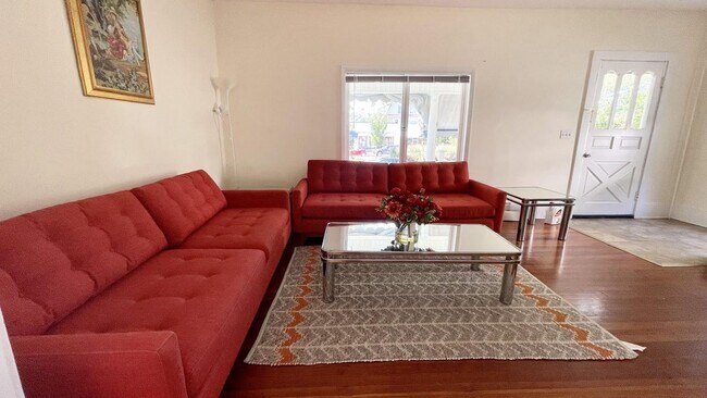 Building Photo - 53 Norwood Ave