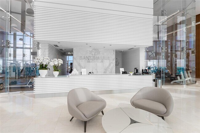 Building Photo - 1643 Brickell Ave