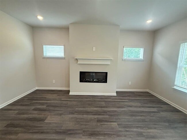 Building Photo - 2304 Grape Vine Wy