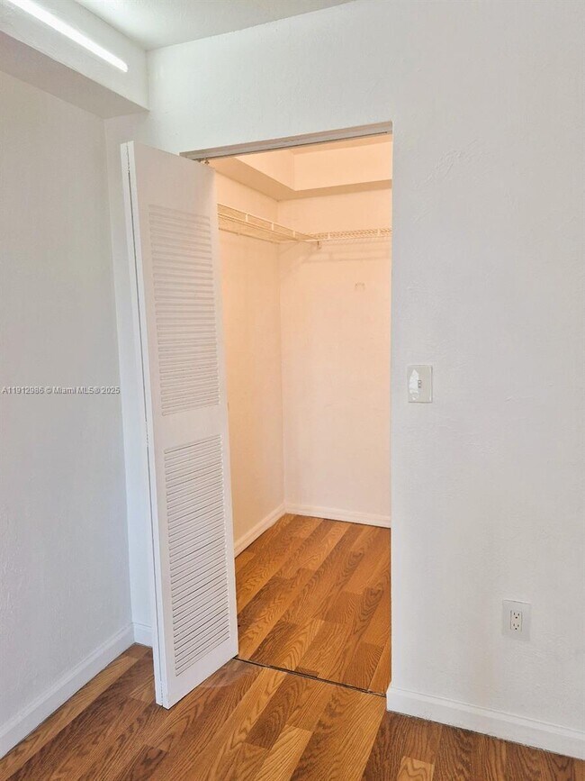 Building Photo - 11800 SW 18th St