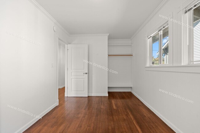 Building Photo - 5028 NE 25th Ave