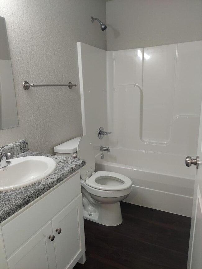 Building Photo - 2118 Ingalls Ln