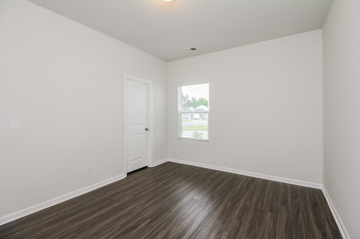 Building Photo - 9128 Sunrise Crk Dr