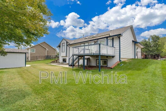 Building Photo - 6514 W Briarwood Ave