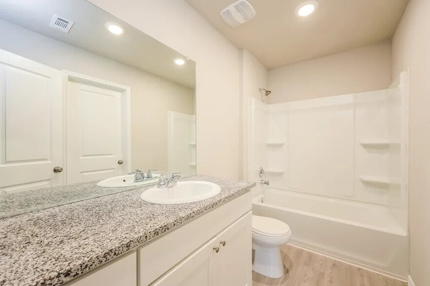 Building Photo - 14628 Calaveras Creek