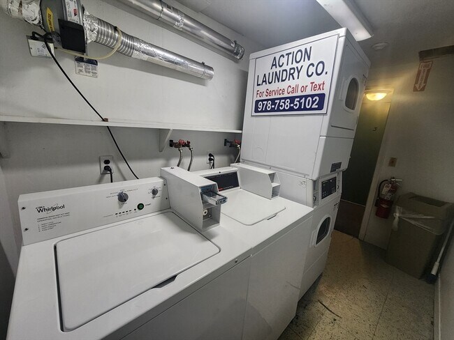 Building Photo - 134 Tyngsboro Rd