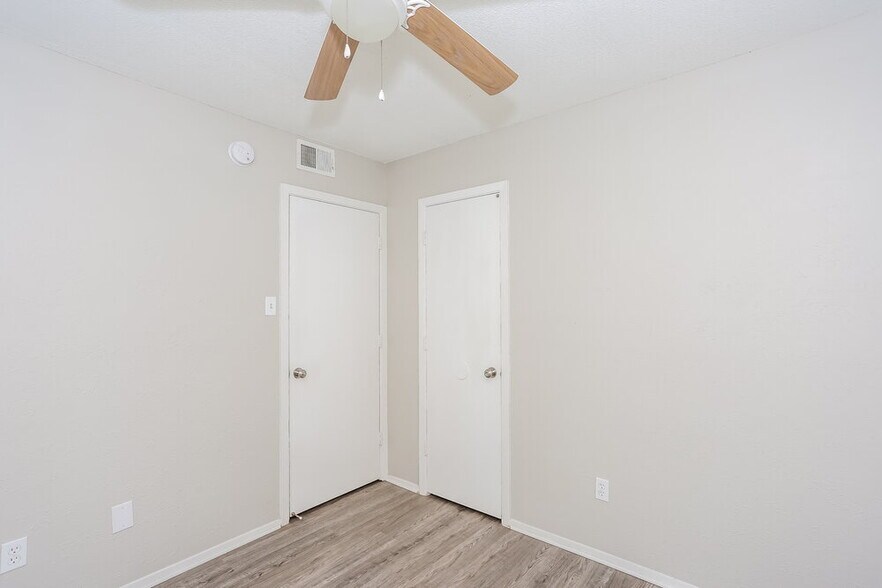 Building Photo - 3407 Spring Meadows Dr