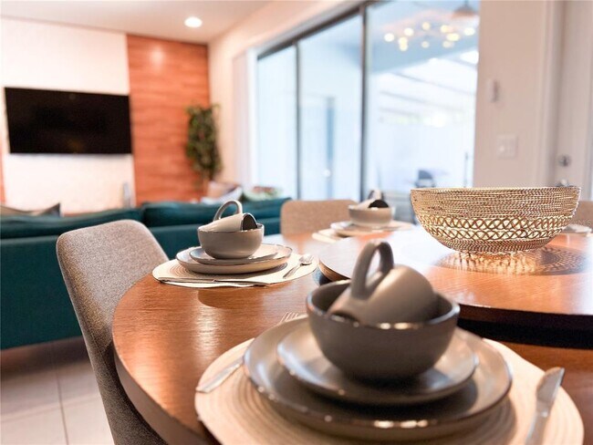 Building Photo - 2442 Dubai St