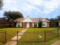 Building Photo - 129 E Bancroft Dr