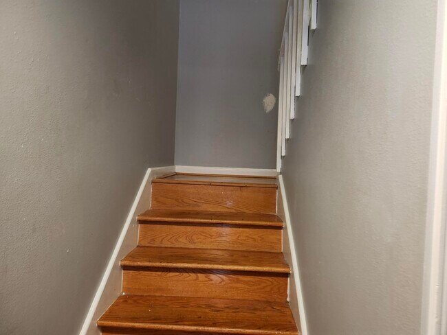 Building Photo - 4317 Landar Dr