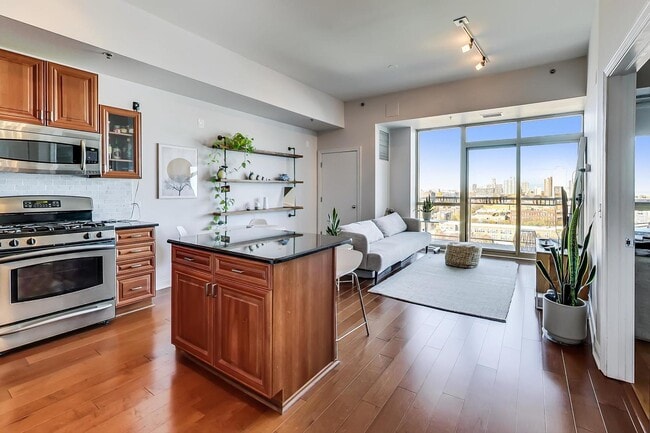 Building Photo - 230 W Division St