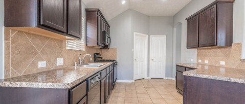 Building Photo - 3027 Cimarron Pass Dr
