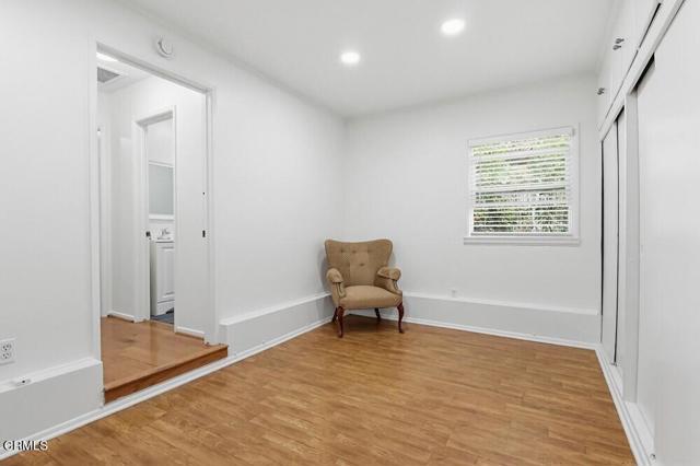 Building Photo - 1608 N Grand Oaks Ave