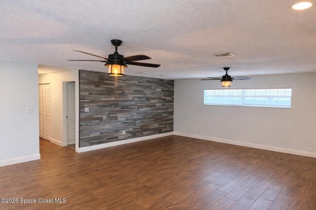Building Photo - 2130 S Patrick Dr