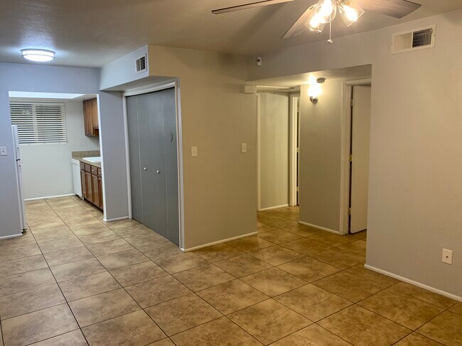 Building Photo - 11350 W Tennessee Ave