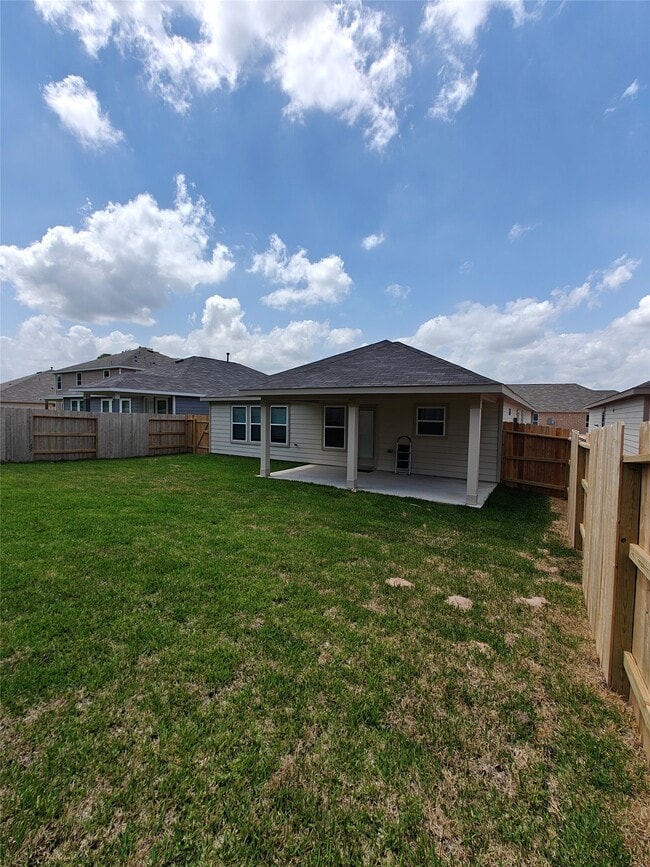 Building Photo - 22406 Birch Bud Ln