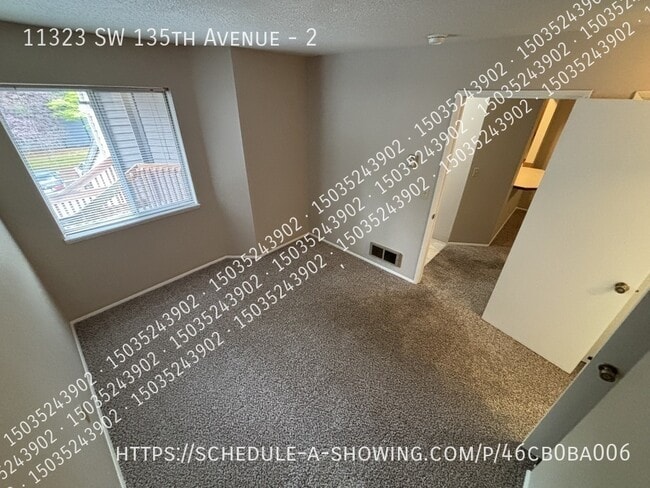 Building Photo - 11323 SW 135th Ave