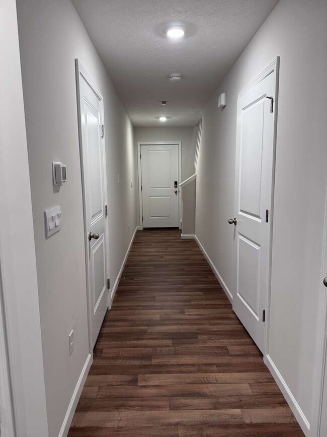 Building Photo - 3358 New Year Dr