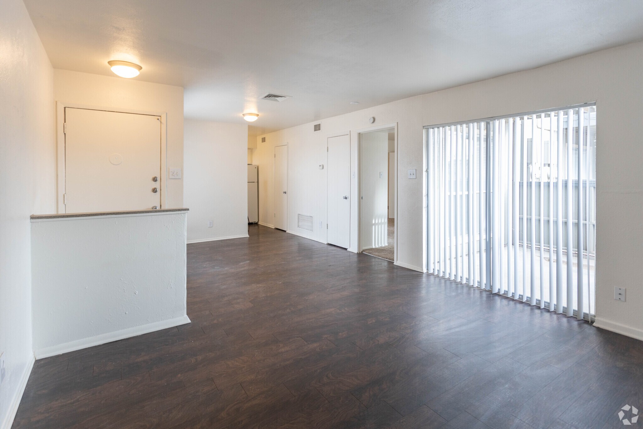 1BR 1BA - 650 SF - Brookview